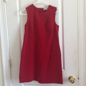 Red sleeveless dress